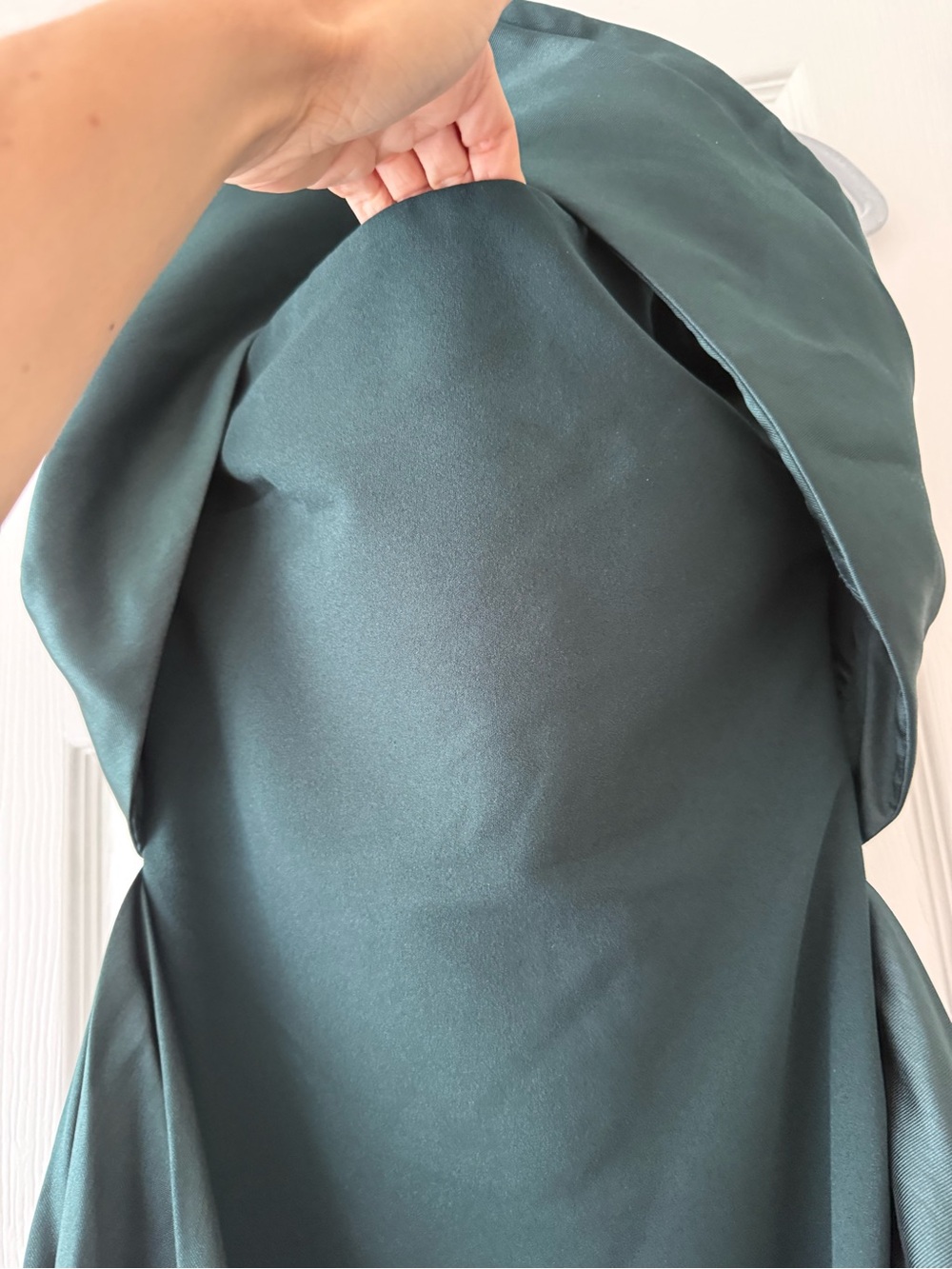 Solace London Rumi Halterneck Satin Twill Gown Emerald Green NEW with tags - Picture 5 of 11